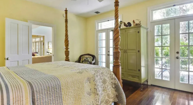 Easy Livin' by Avantstay Key West Home w/ Pool & BBQ Month Long Stays Only