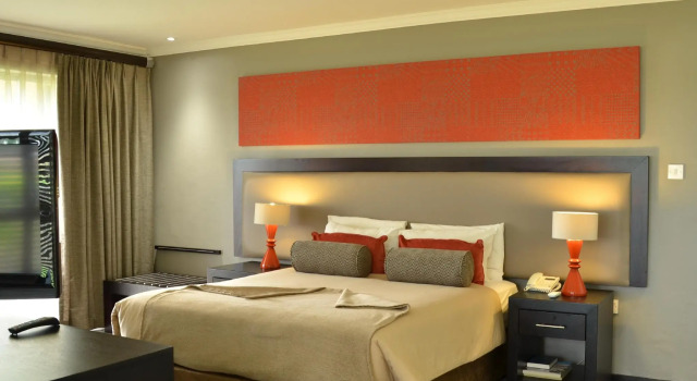 Люкс Cresta Rileys Hotel