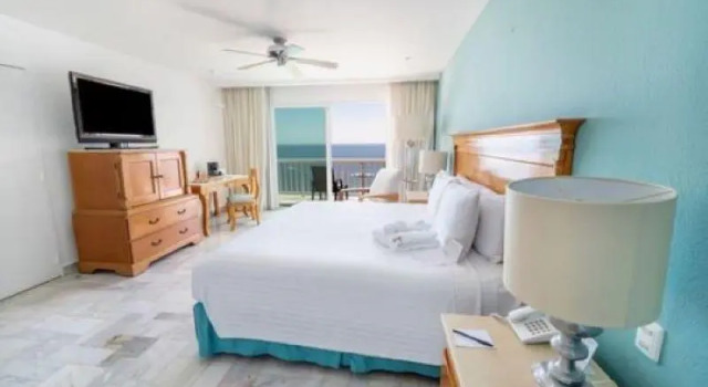 Двухместный номер Standard с балконом Emporio Acapulco