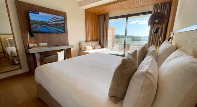 Golden Tulip Porto-Vecchio, Забронировать Отель Отели Порто-Веккьо 4 звезды, рядом с Marina di Fiori Beach, 4*