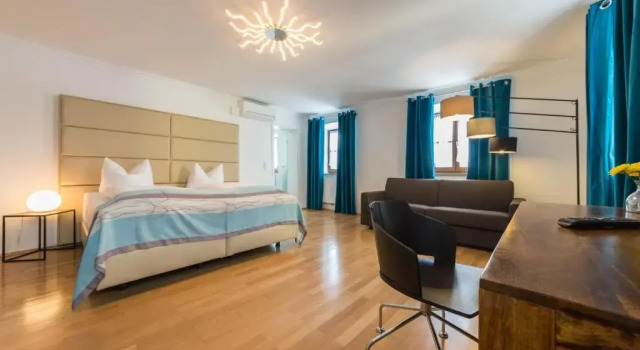 Трёхместный номер Standard Hotel Wandinger Hof