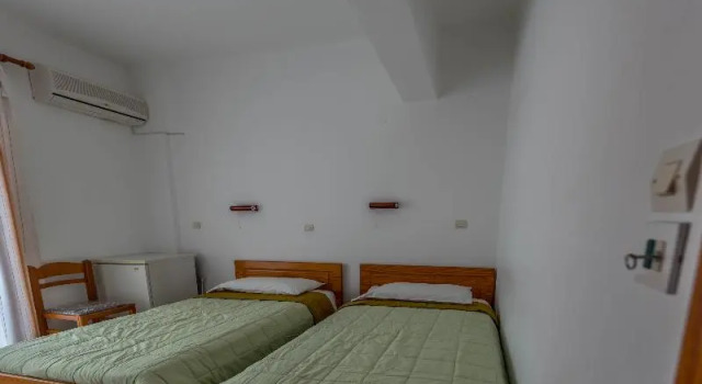 Трёхместный номер Standard Balaskas Hotel