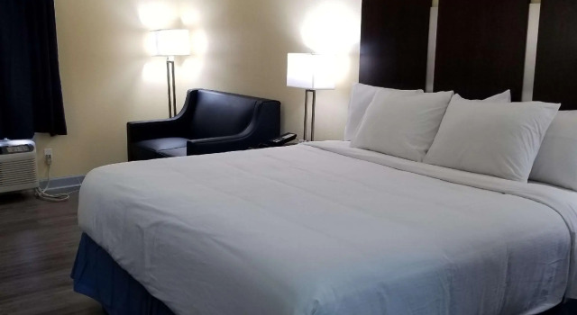 Номер Deluxe Days Inn by Wyndham Muscle Shoals