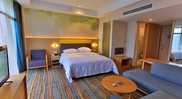 Люкс Holiday Inn Express Emei Mountain