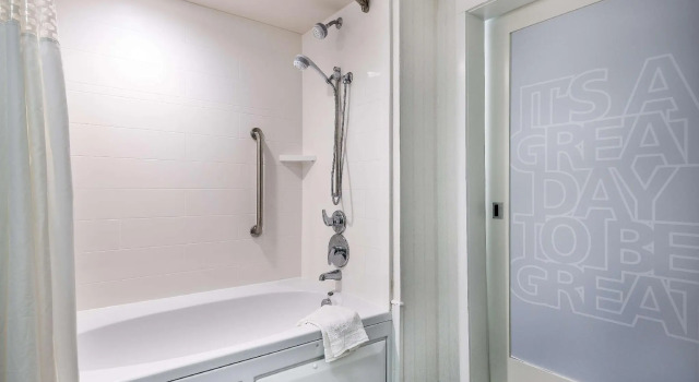 Двухместный люкс Hampton Inn & Suites Florence Center