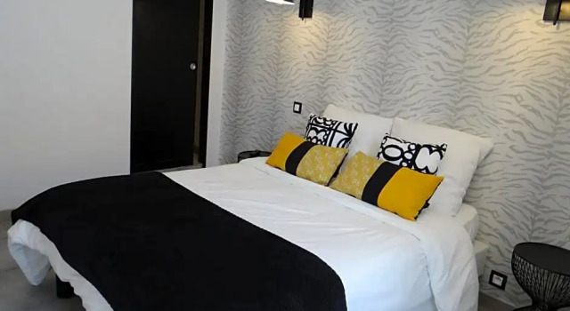 Chambres d'hôtes Les Marguerites, Rezerwuj Hotel Hotele w Charente-Maritime z parkingiem, Parking