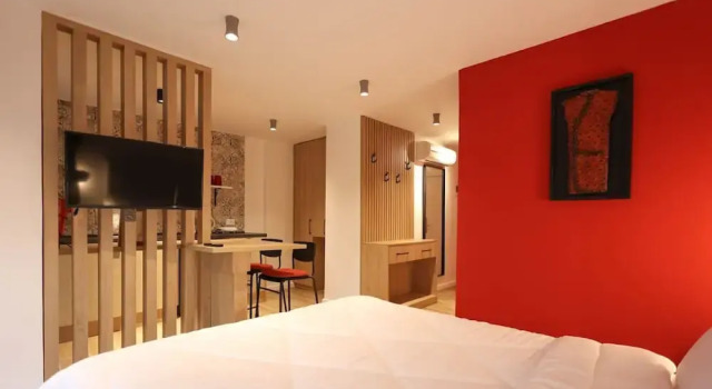 Grandstay Studios 102, Rezerwuj Apartament Hotele w Durres County z parkingiem, Parking
