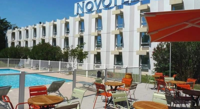 Одноместный люкс Novotel Narbonne Sud