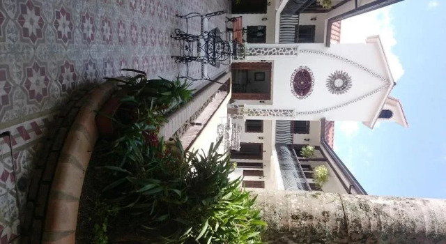 Casa Hotel Las Orquideas, Book Hotel Hoteller i Filandia med parkering, Parkering