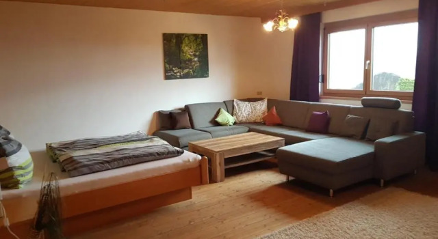 Ferienwohnung Schiestl, Prenota Appartamento Hotel a Tirolo con parcheggio, Parcheggio