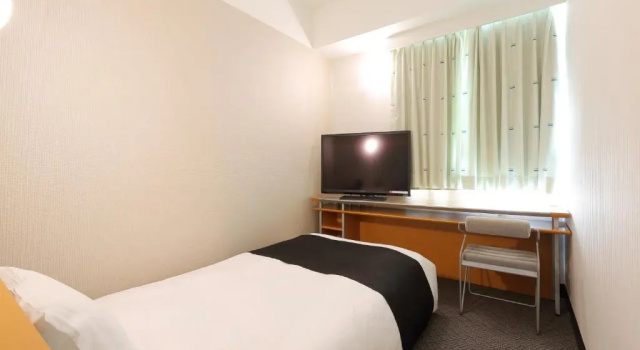 Двухместный номер Economy APA Hotel Toyama Ekimae