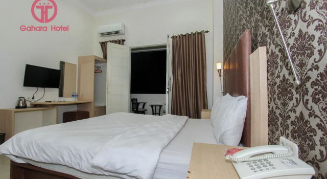 OYO 466 Gahara Hotel, Prenota Hotel Hotel a Sulawesi con parcheggio, Parcheggio