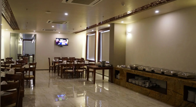 Hotel Jaipur Central, Забронировать Отель Отели штата Раджастхана 4 звезды, 4*