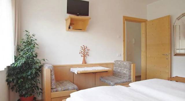 Апартаменты Apartments Chalet Ciufdlton