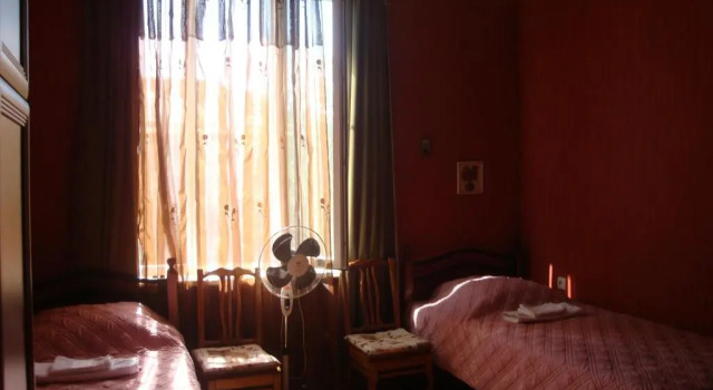 Tamari Guest House