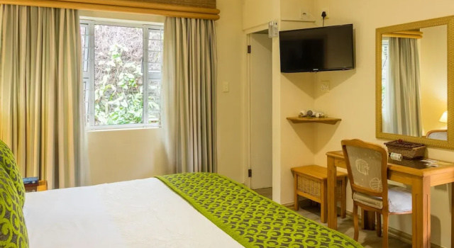 Двухместный номер Standard c 1 комнатой Centre Court B&B