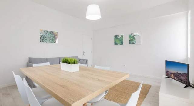 Апартаменты с 3 комнатами с балконом Apartamentos Baltum