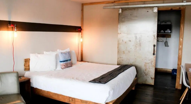 Номер Deluxe Ashore Hotel