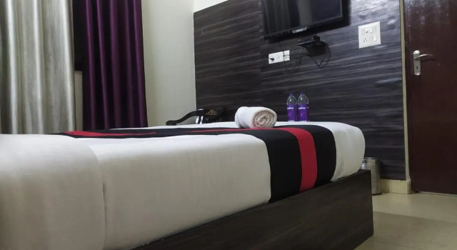 Staygo Hotel Near Haridwar Railway station, Rezervovat Hotel Hotely v Gujarat s parkováním, Parkování