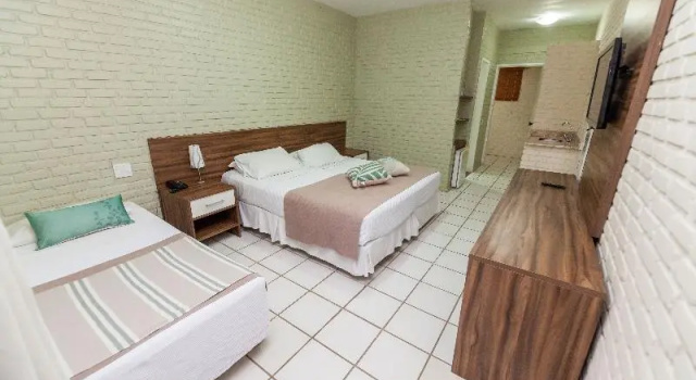 Двухместный номер Standard с балконом Portogalo Suite Hotel