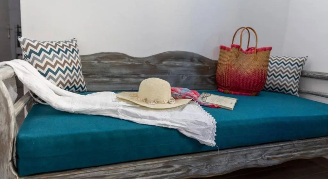 Santorita Suites