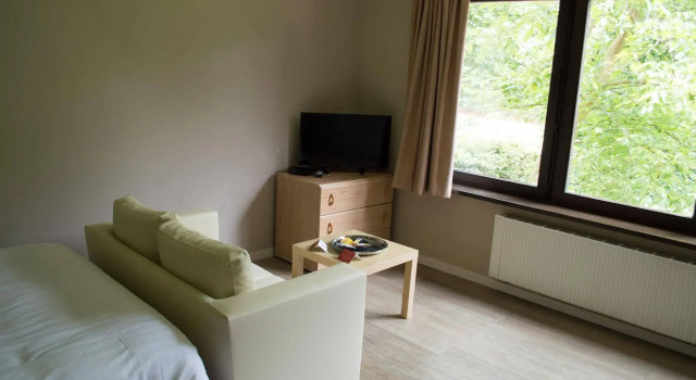 Budget Flats Brussels, Rezerwuj Apartamentowiec hotelowy Hotele w Bruksela z parkingiem, Parking