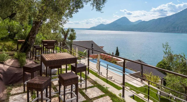 Апартаменты c 1 комнатой с видом на озеро Sunset Residence