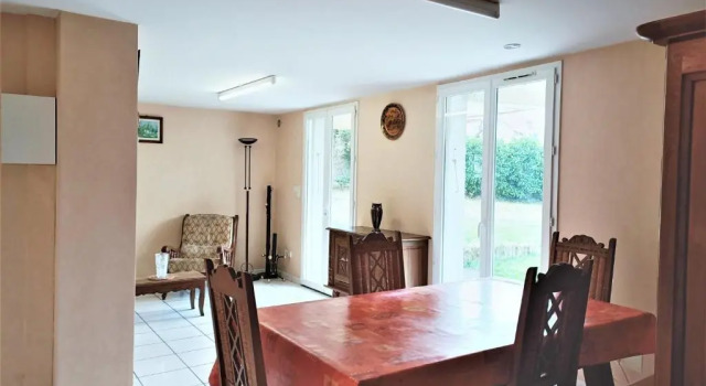 Appartement Aix-les-Bains, 2 pièces, 2 personnes - FR-1-555-9, Prenota Appartamento Hotel a Alvernia con parcheggio, Parcheggio