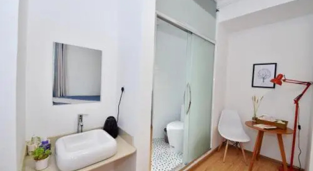 The Moment Hotel, Book Hotel Licheng District 
