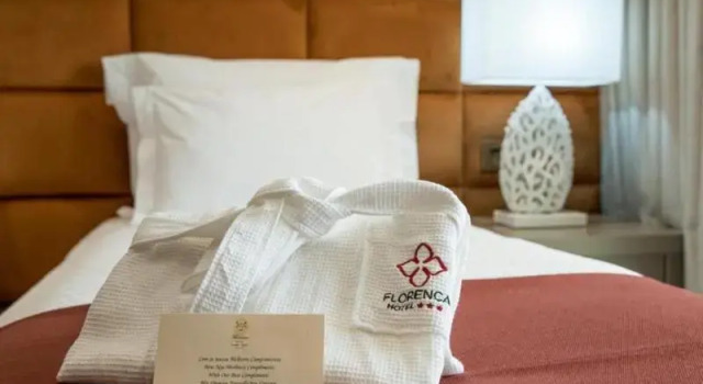 Standard Doppel Zimmer mit Balkon Hotel Florença