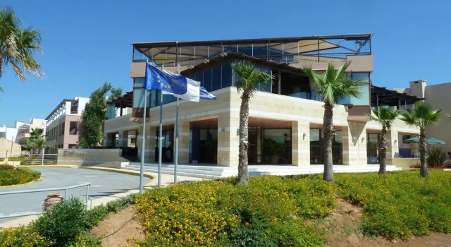Porto Platanias Beach Resort & Spa, Забронировать Курортный отель Бизнес-отели Платаньяс, рядом с Церковь Агиоса Димитриоса, 4* 5*