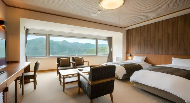 Yumoto Kissho, Book Guesthouse Osaki 