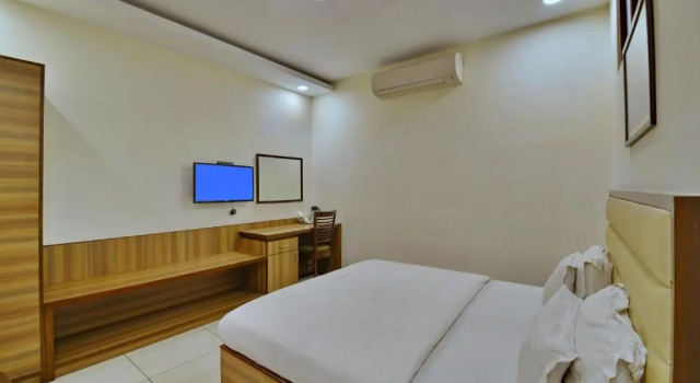Номер Deluxe Hotel Aricent Opposite ISBT Sector 17 Chandigarh