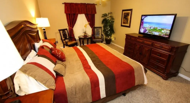 217 Legacy Park, Buchen Sie Villa Hotels in Four Corners mit Pool, Schwimmbad