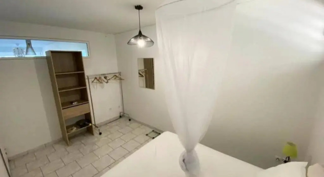 Charmant appartement avec piscine, Đặt Căn hộ Khách sạn ở La Trinite có hồ bơi, Hồ bơi