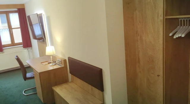 Hotel Gasthof Zum Löwen, Reserva ahora Hotel Velburg 