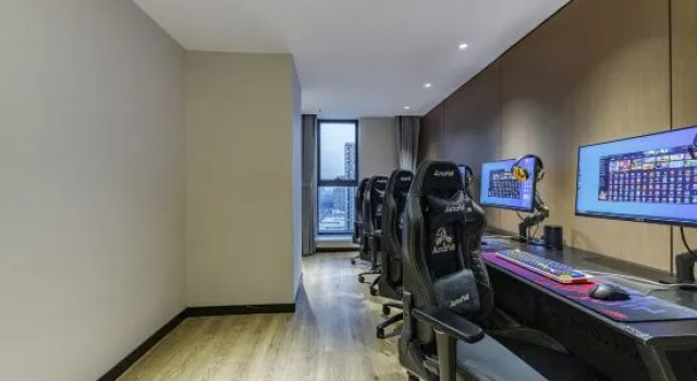 Кровать в общем номере Haoer E-sports Hotel (High-tech Wanda Science Avenue Branch)