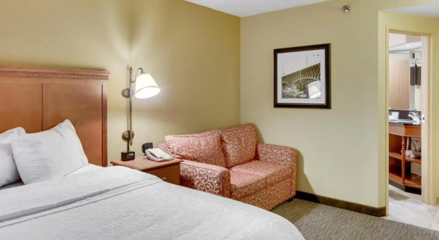 Номер Standard Wingate by Wyndham Cranberry