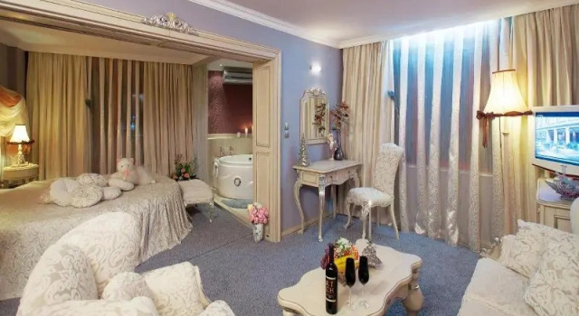 Полулюкс с балконом Spa Hotel Rich