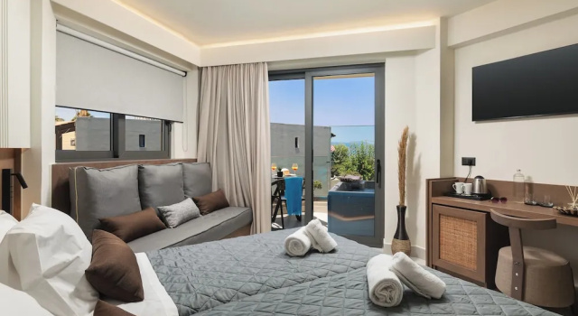 Номер Premium с балконом и с видом на море Elia Agia Marina Resort