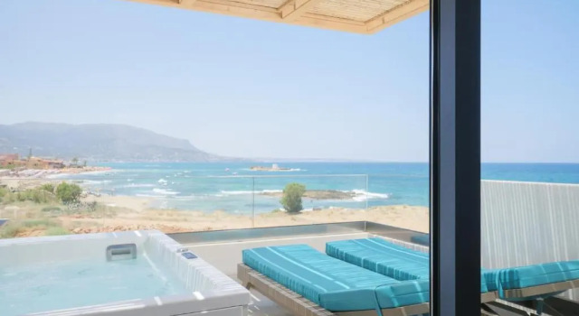 Люкс с видом на море Pyrgos Blue