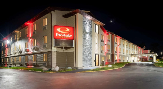 Econo Lodge Inn & Suites Des Moines, Varaa Hotelli Des Moines Iowa