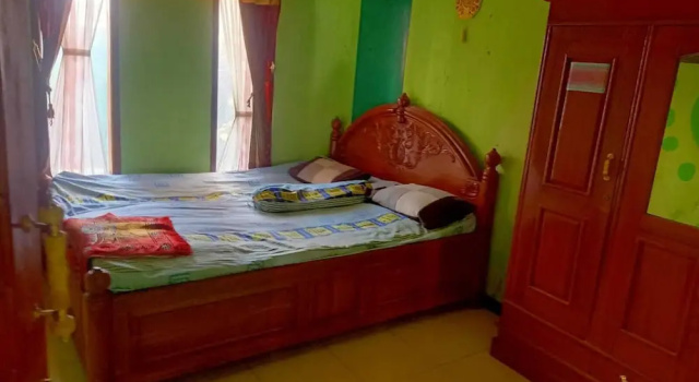 Indo Hometown, Buchen Sie Hotel Tarogong West-Java