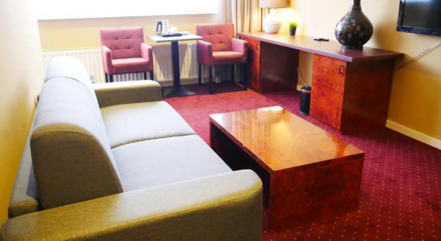 Люкс Hotel het Oosten