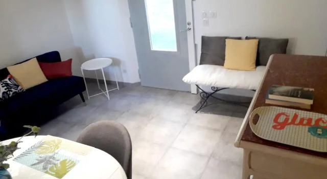 Apartment With 2 Bedrooms in Lançon-provence, With Shared Pool, Enclosed Garden and Wifi - 20 km From the Beach, Rezerwuj Apartament Lançon-Provence Marsylia