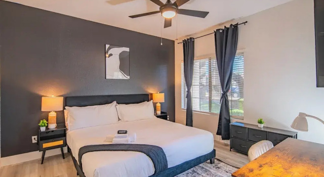 Апартаменты Business ROVE LIVING/KL - Hideaway North Scottsdale