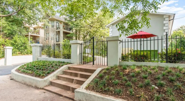 Апартаменты c 1 комнатой Amazing Midtown Atlanta Location by Piedmont Park Mercedes Benz Stadium Ponce City Market Beltline