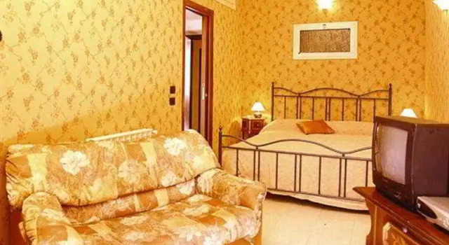 BB Colosseo Suites, Boek Hotel Hotels in Lazio met parkeren, Parkeren