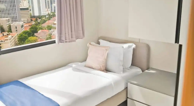 Samara Suites by Emily in Jakarta, Prenota Appartamento Hotel a Menteng con piscina, Piscina
