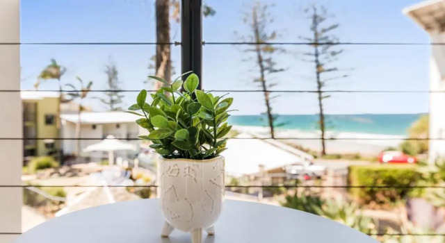 Студия Coolum Beachside Studio